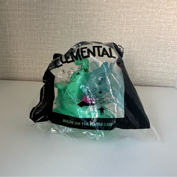 Disney elementals figures - Picture 3 of 3